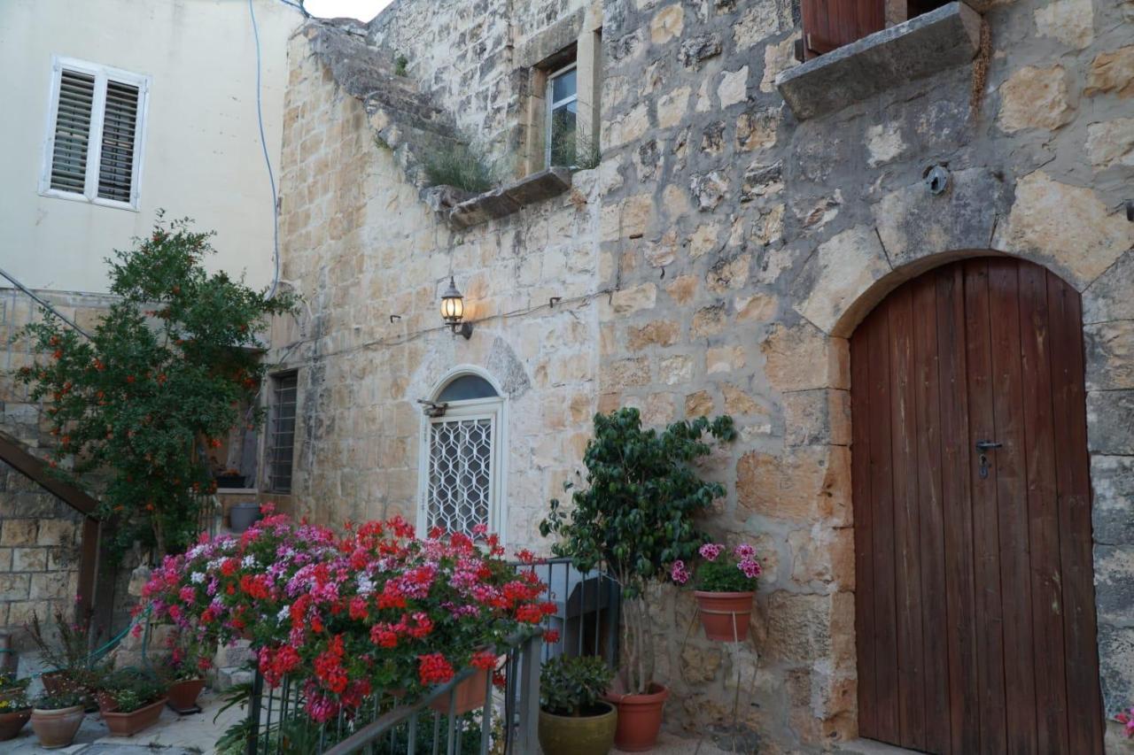 Mi'Ilya Chocolate House Guest House المظهر الخارجي الصورة